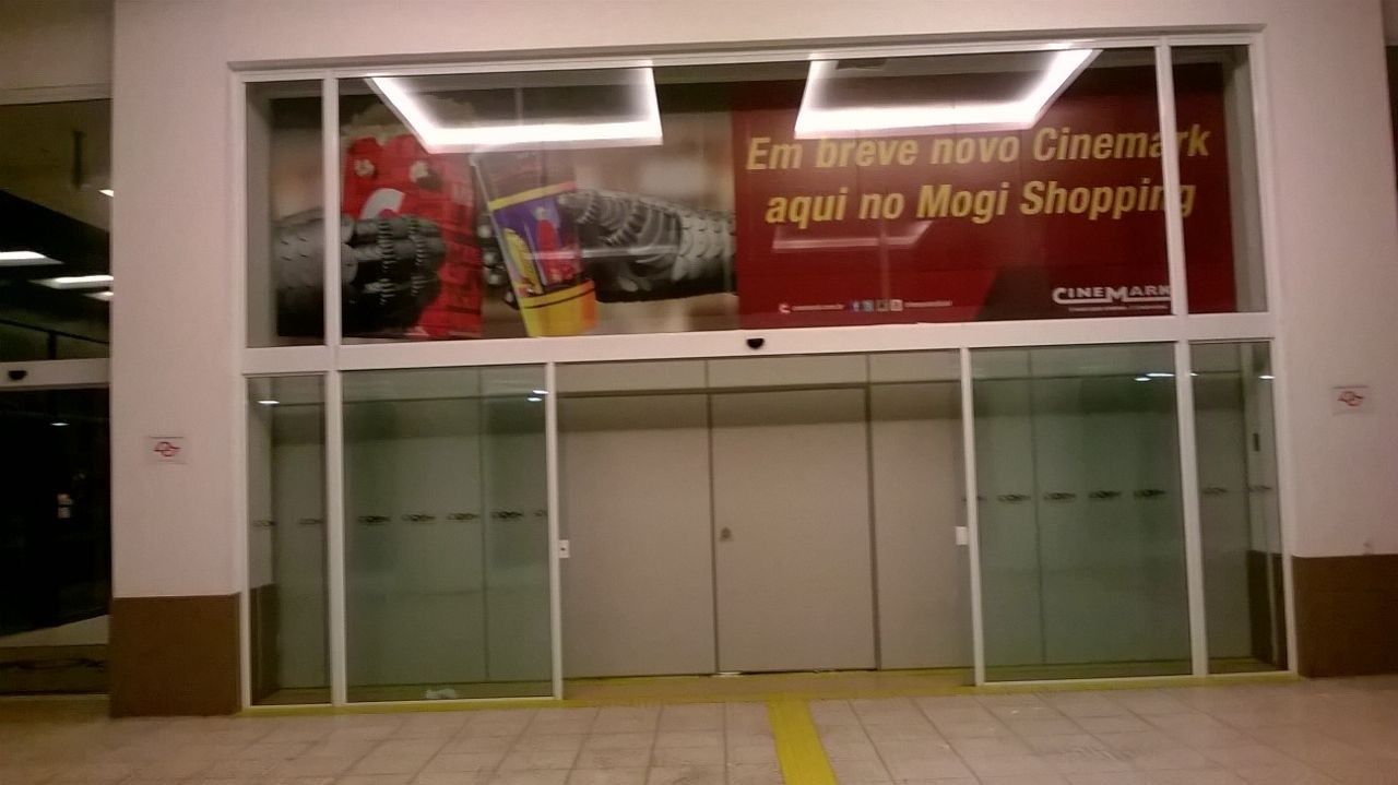 Adesivos Personalizados para Vitrine de Loja em Campos do Jordão - Painel para Fundo de Vitrine em Sp