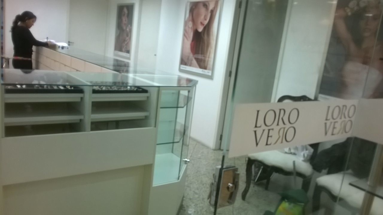 Quanto Custa Adesivagem de Vitrine na Vila Curuçá - Adesivos para Vitrine de Lojas