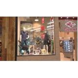 criação de painel para vitrine em Itapira
